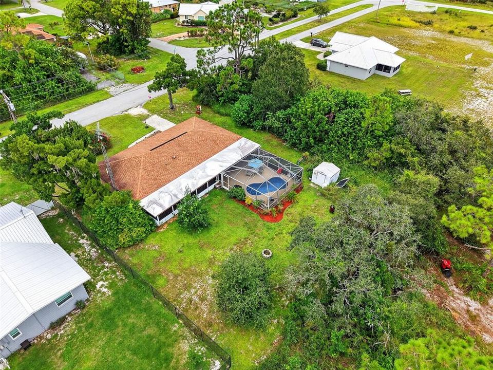 合同活跃: $284,000 (3 贝兹, 2 浴室, 1172 平方英尺)