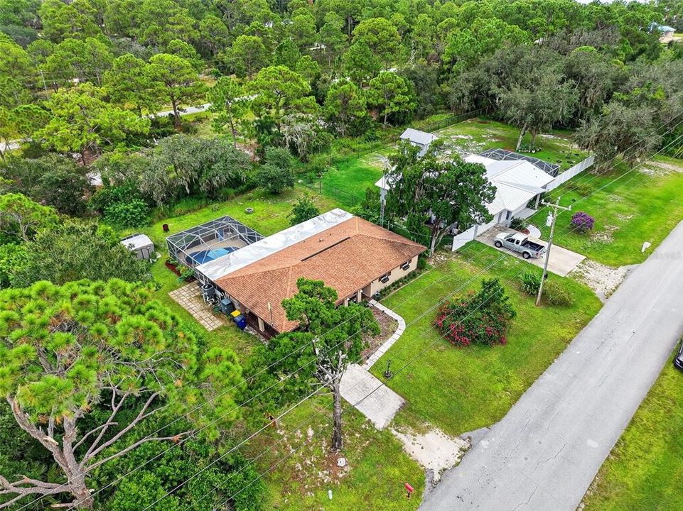 合同活跃: $284,000 (3 贝兹, 2 浴室, 1172 平方英尺)