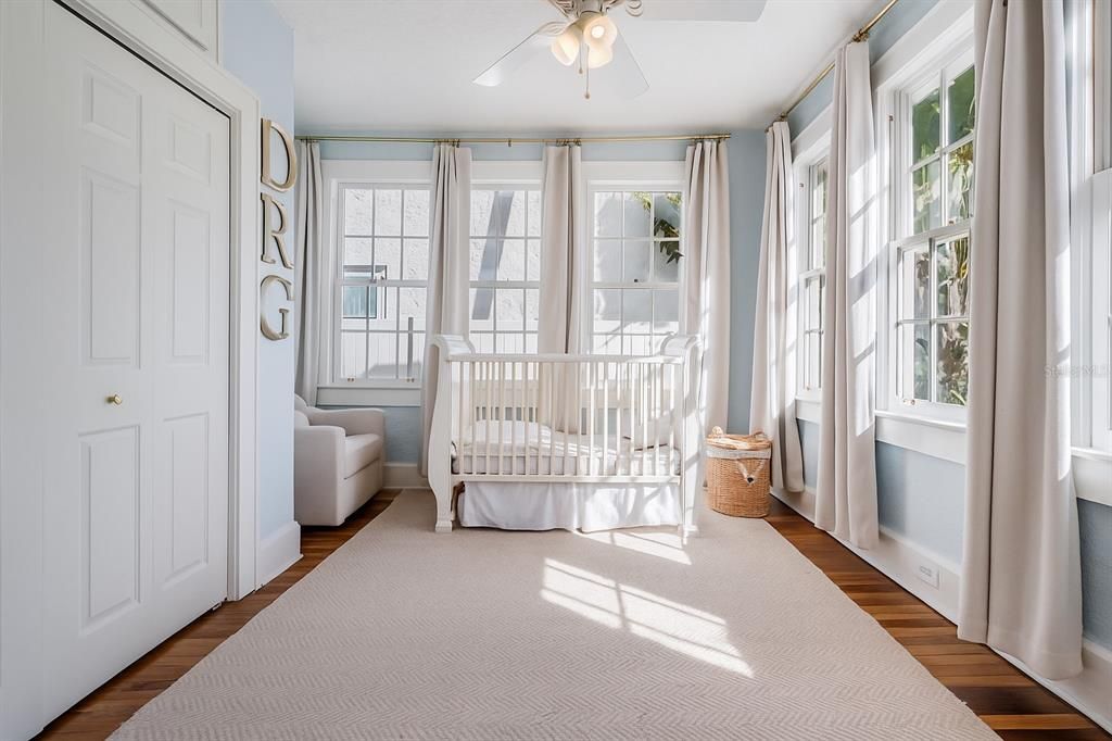 Active With Contract: $875,000 (3 beds, 2 baths, 1562 Square Feet)