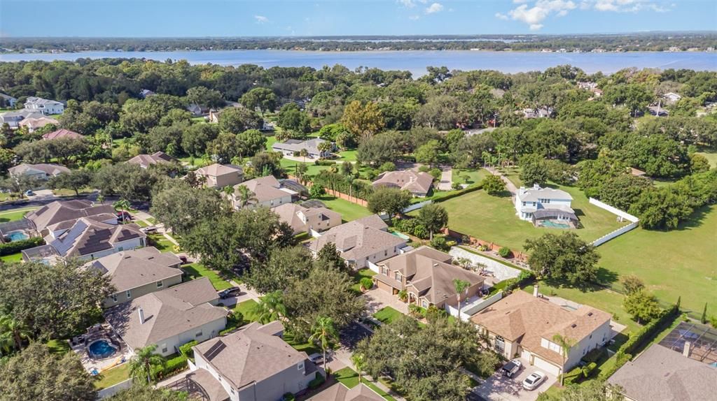 For Sale: $905,000 (5 beds, 4 baths, 3640 Square Feet)