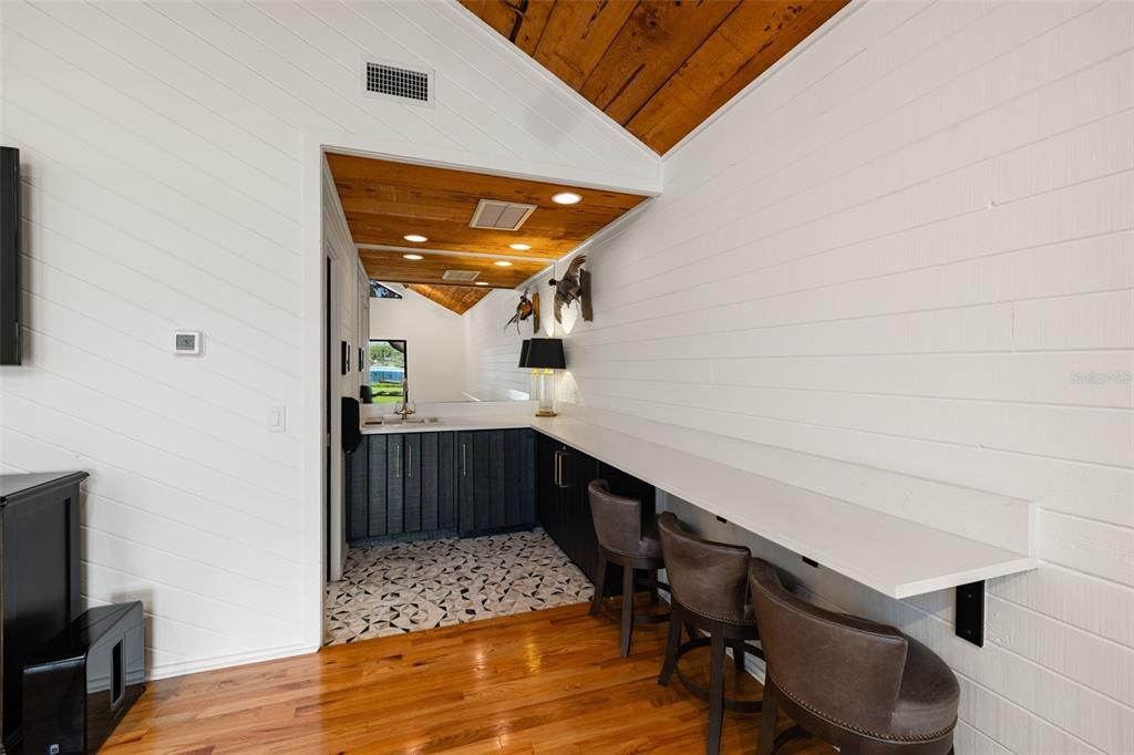 For Sale: $2,700,000 (4 beds, 4 baths, 4637 Square Feet)