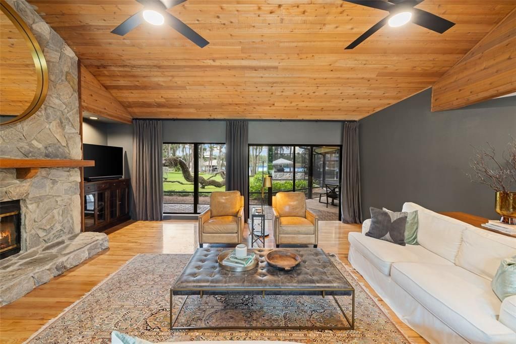 For Sale: $2,700,000 (4 beds, 4 baths, 4637 Square Feet)