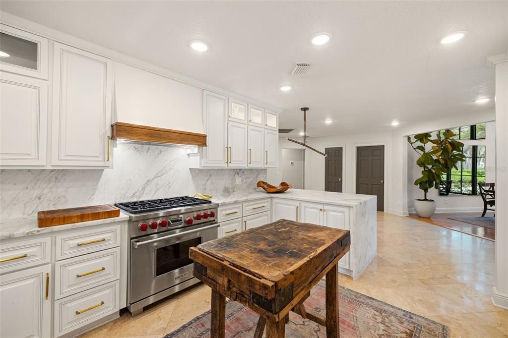 For Sale: $2,700,000 (4 beds, 4 baths, 4637 Square Feet)