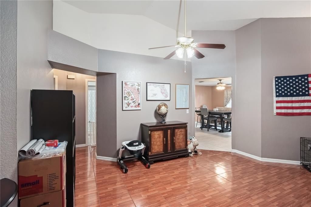 Active With Contract: $249,000 (3 beds, 2 baths, 1695 Square Feet)