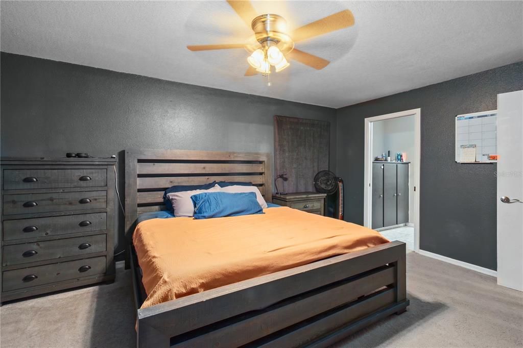 Active With Contract: $249,000 (3 beds, 2 baths, 1695 Square Feet)