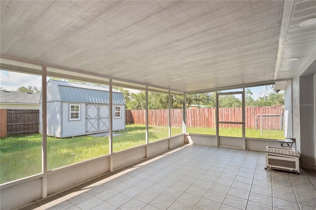 Active With Contract: $249,000 (3 beds, 2 baths, 1695 Square Feet)