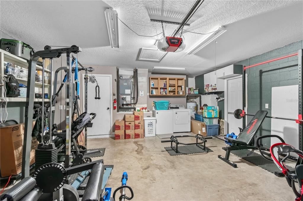 Active With Contract: $249,000 (3 beds, 2 baths, 1695 Square Feet)