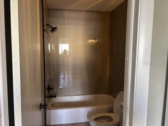 For Sale: $90,000 (1 beds, 1 baths, 462 Square Feet)