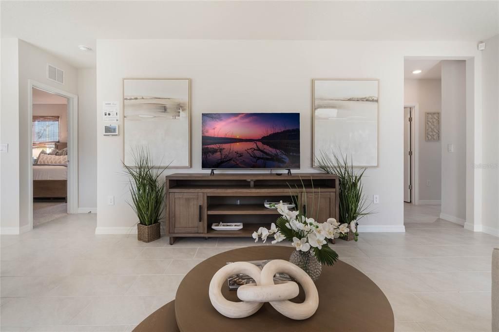 Active With Contract: $334,990 (4 beds, 2 baths, 1665 Square Feet)