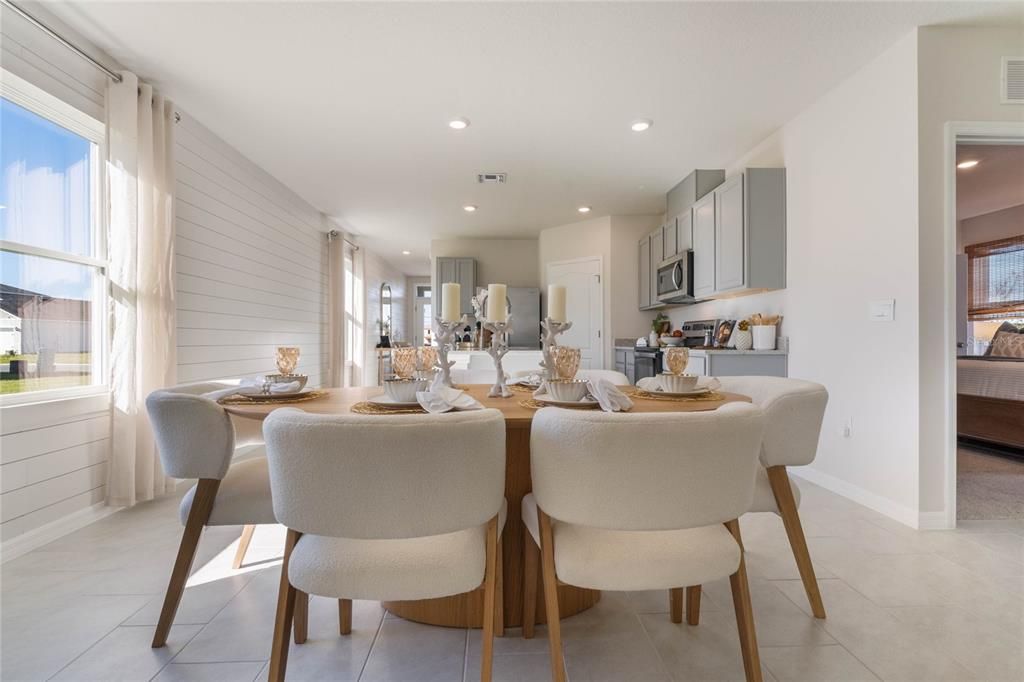 Active With Contract: $334,990 (4 beds, 2 baths, 1665 Square Feet)