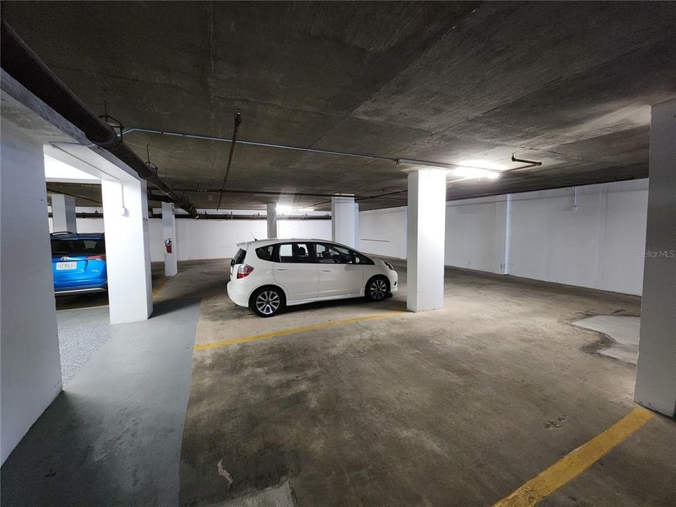 待售: $170,000 (2 贝兹, 2 浴室, 1210 平方英尺)