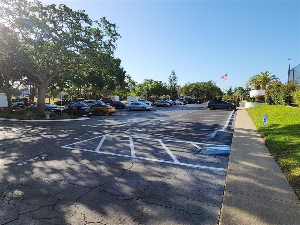 待售: $170,000 (2 贝兹, 2 浴室, 1210 平方英尺)