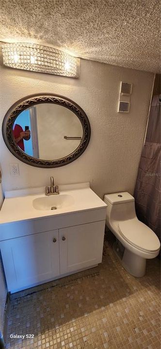 待售: $170,000 (2 贝兹, 2 浴室, 1210 平方英尺)