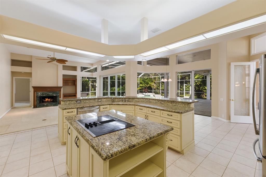 Active With Contract: $1,400,000 (4 beds, 3 baths, 4260 Square Feet)