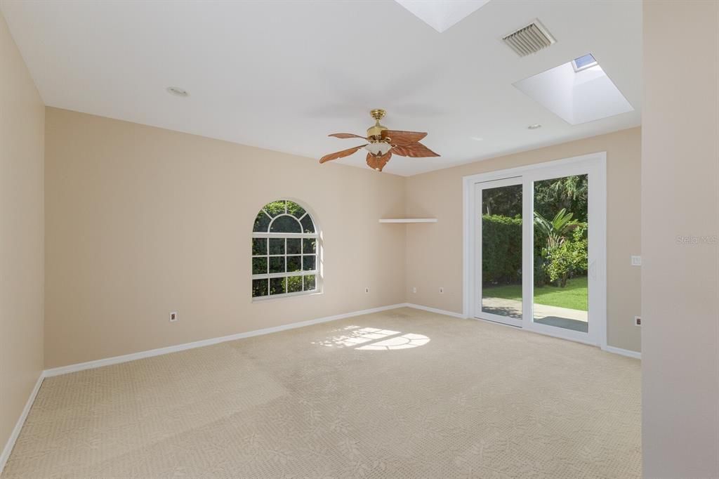 Active With Contract: $1,400,000 (4 beds, 3 baths, 4260 Square Feet)