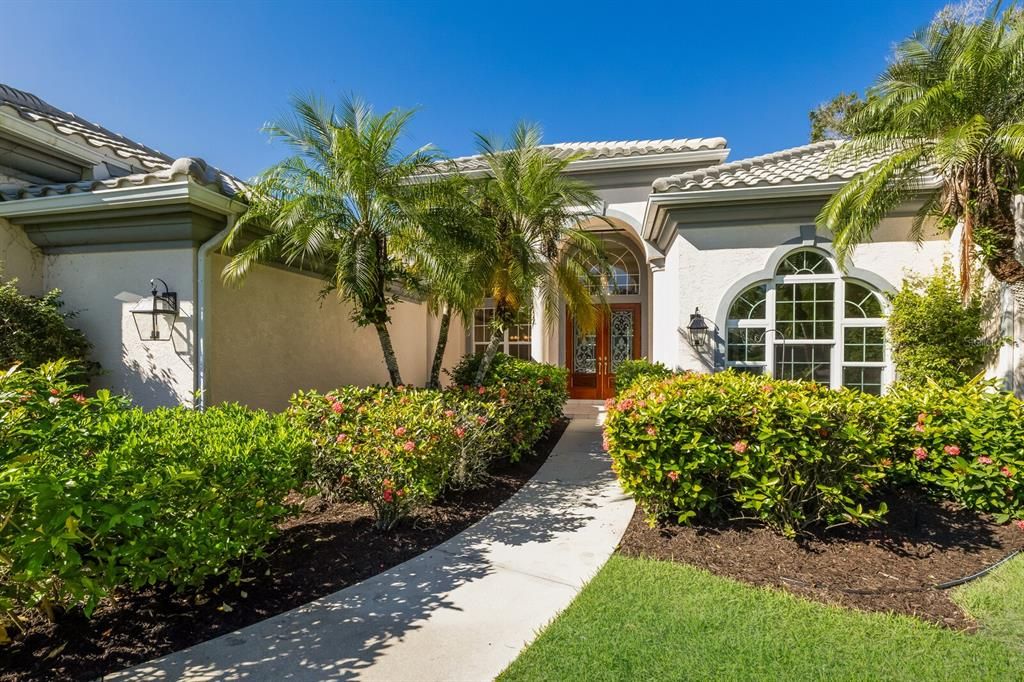 Active With Contract: $1,400,000 (4 beds, 3 baths, 4260 Square Feet)