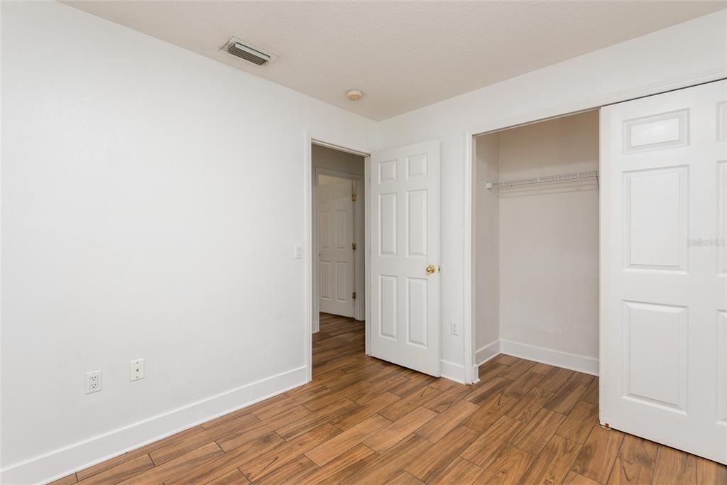 For Rent: $2,099 (3 beds, 2 baths, 1296 Square Feet)