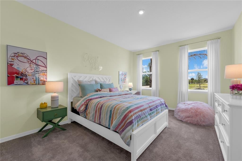 En Venta: $336,415 (4 camas, 3 baños, 2210 Pies cuadrados)