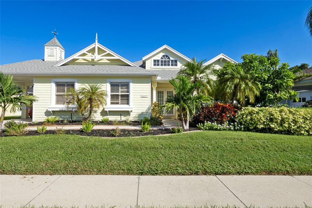 待售: $849,900 (4 贝兹, 3 浴室, 2456 平方英尺)