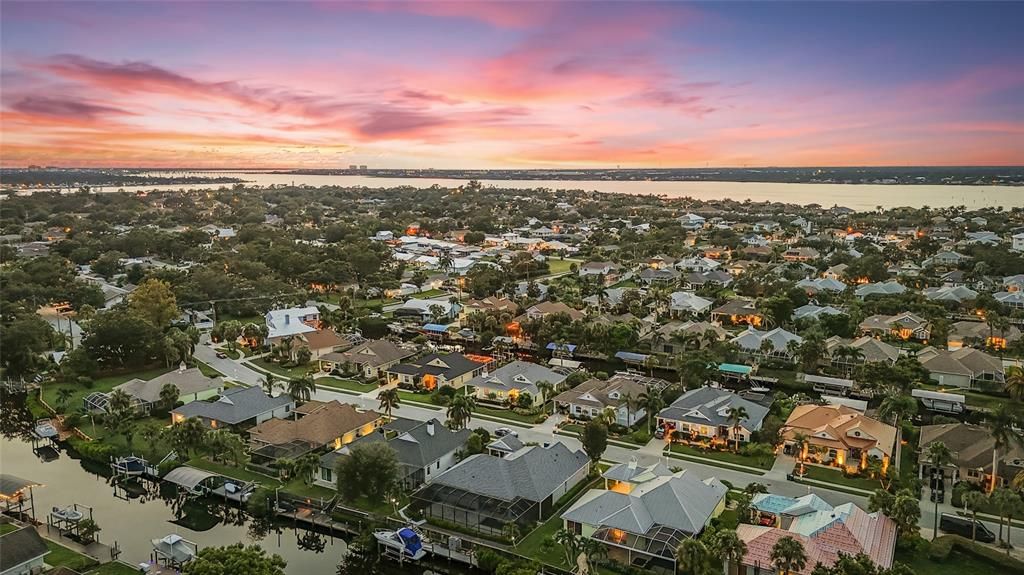 待售: $849,900 (4 贝兹, 3 浴室, 2456 平方英尺)