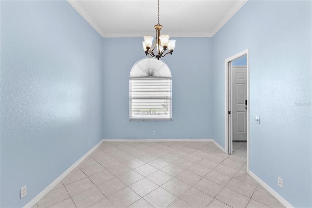 待售: $849,900 (4 贝兹, 3 浴室, 2456 平方英尺)