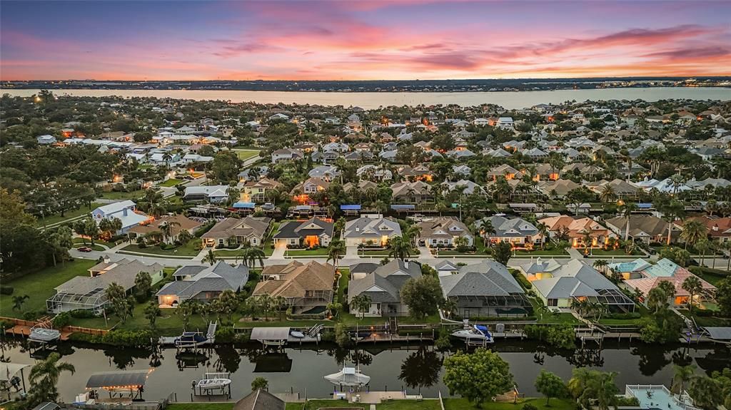 待售: $849,900 (4 贝兹, 3 浴室, 2456 平方英尺)