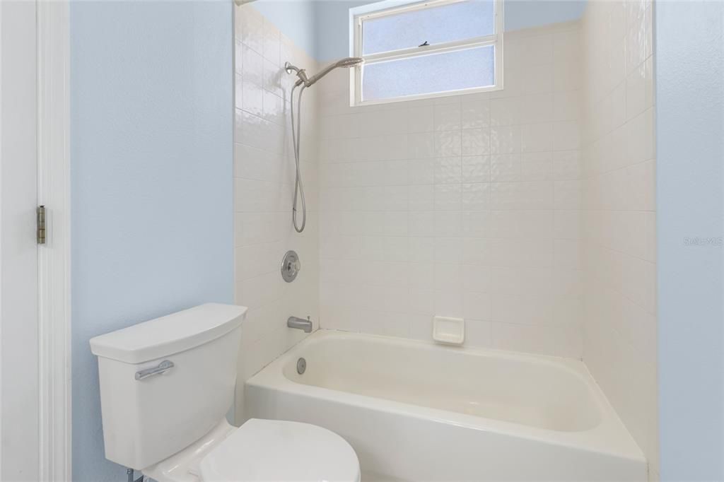 待售: $849,900 (4 贝兹, 3 浴室, 2456 平方英尺)