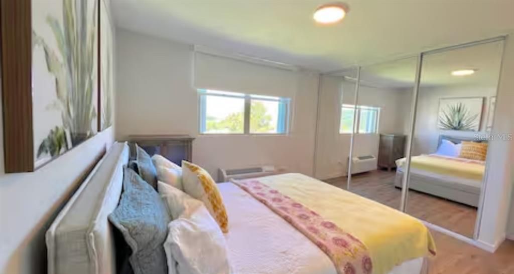 На продажу: $295,000 (3 спален, 2 ванн, 1081.95 Квадратных фут)