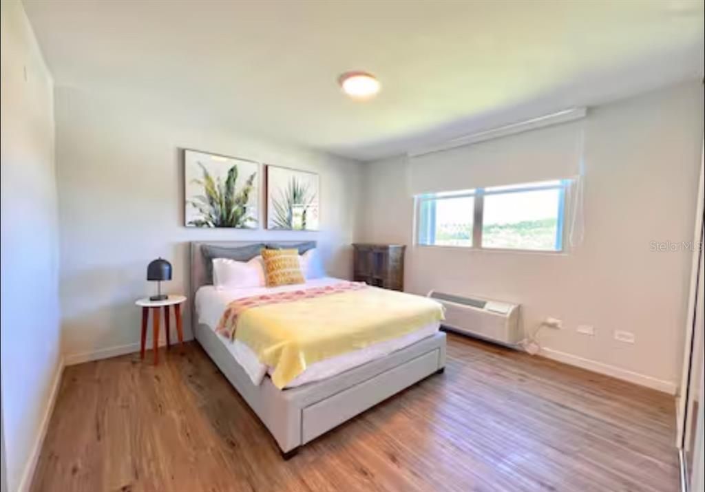 На продажу: $295,000 (3 спален, 2 ванн, 1081.95 Квадратных фут)