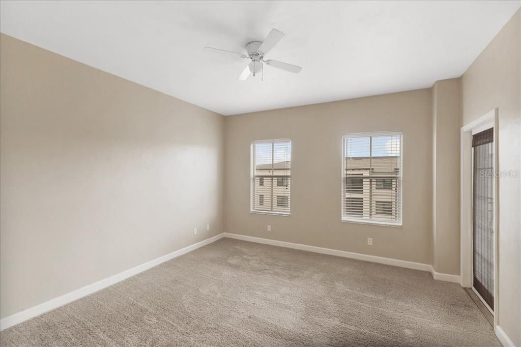 For Sale: $319,900 (3 beds, 2 baths, 1753 Square Feet)