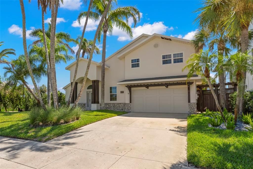 For Rent: $10,000 (3 beds, 3 baths, 2068 Square Feet)