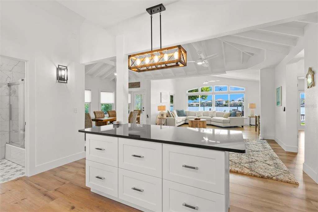 For Rent: $10,000 (3 beds, 3 baths, 2068 Square Feet)