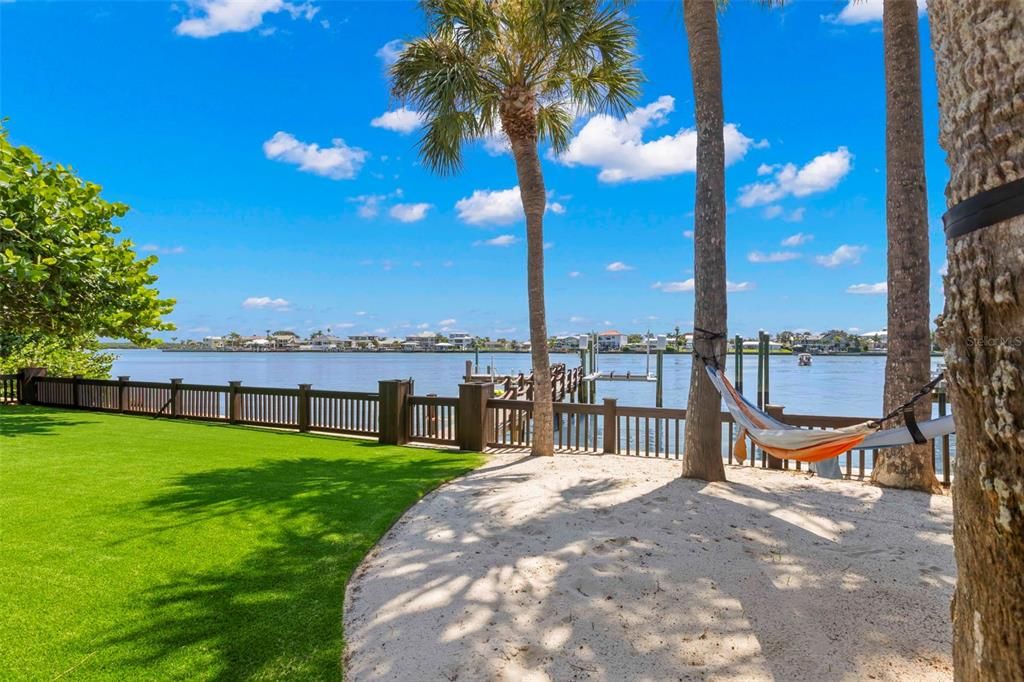 For Rent: $10,000 (3 beds, 3 baths, 2068 Square Feet)