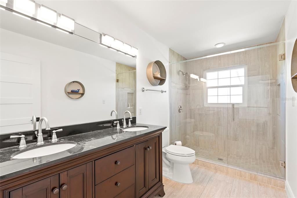 For Rent: $10,000 (3 beds, 3 baths, 2068 Square Feet)