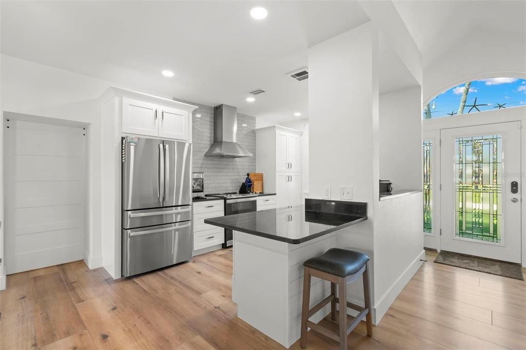 For Rent: $10,000 (3 beds, 3 baths, 2068 Square Feet)