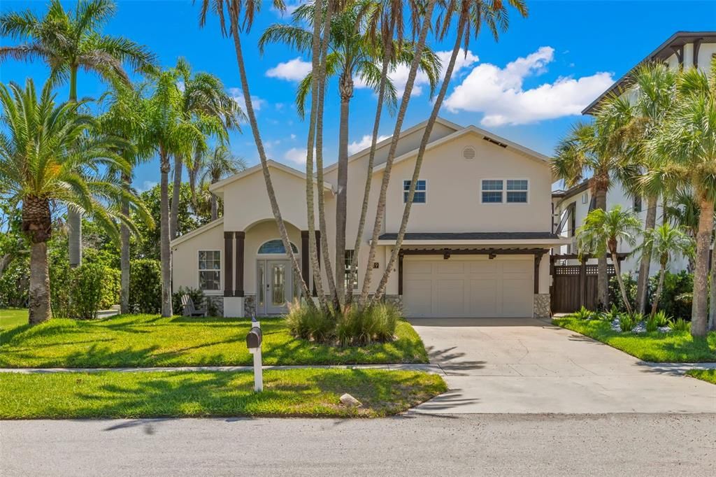 For Rent: $10,000 (3 beds, 3 baths, 2068 Square Feet)