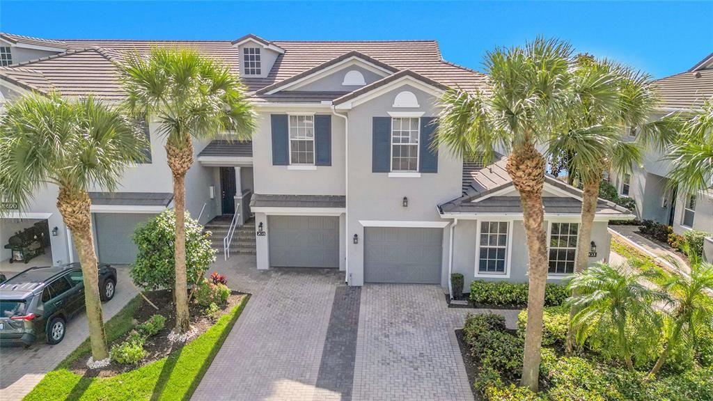 En Venta: $205,000 (2 camas, 2 baños, 1784 Pies cuadrados)