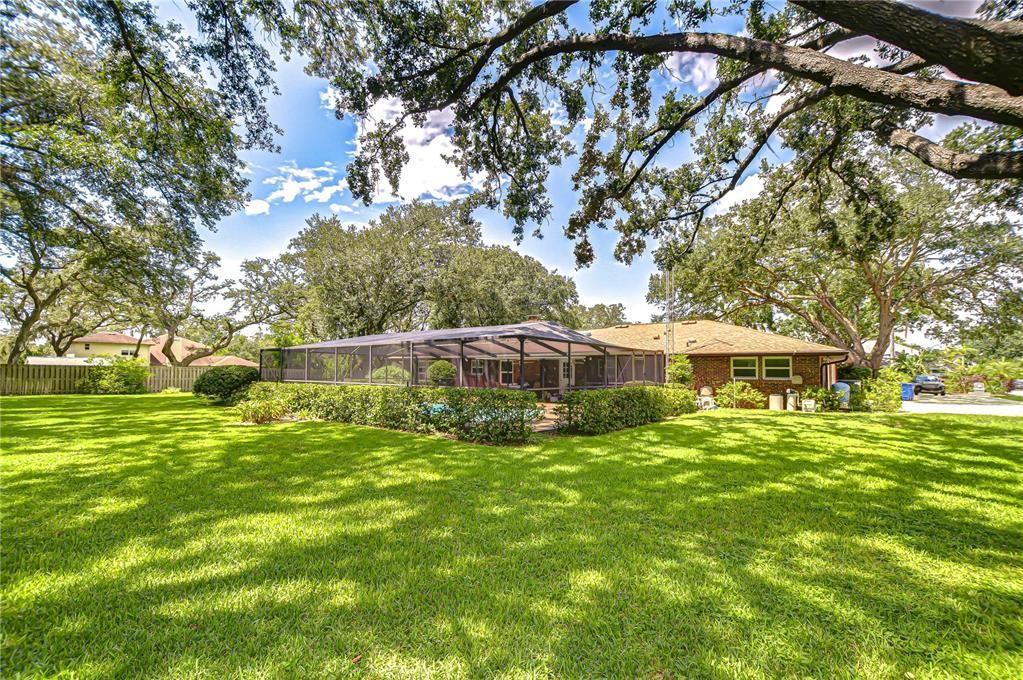 Под контрактом: $519,000 (4 спален, 3 ванн, 2306 Квадратных фут)