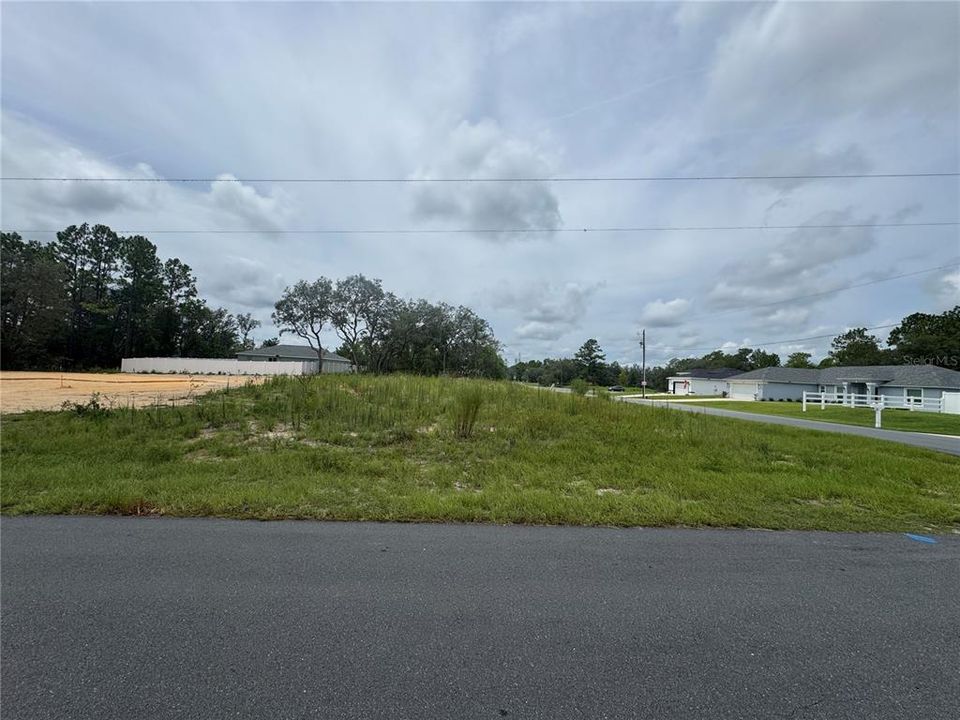 Activo con contrato: $49,000 (0.29 acres)