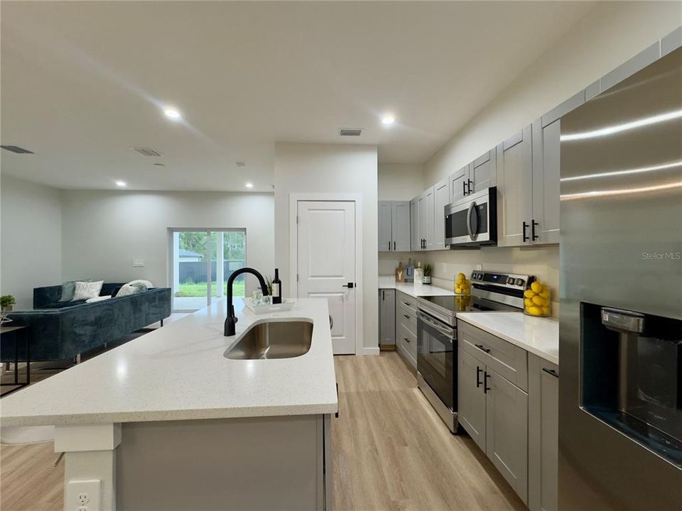 Activo con contrato: $49,000 (0.29 acres)