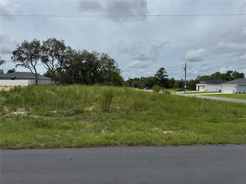 Activo con contrato: $49,000 (0.29 acres)