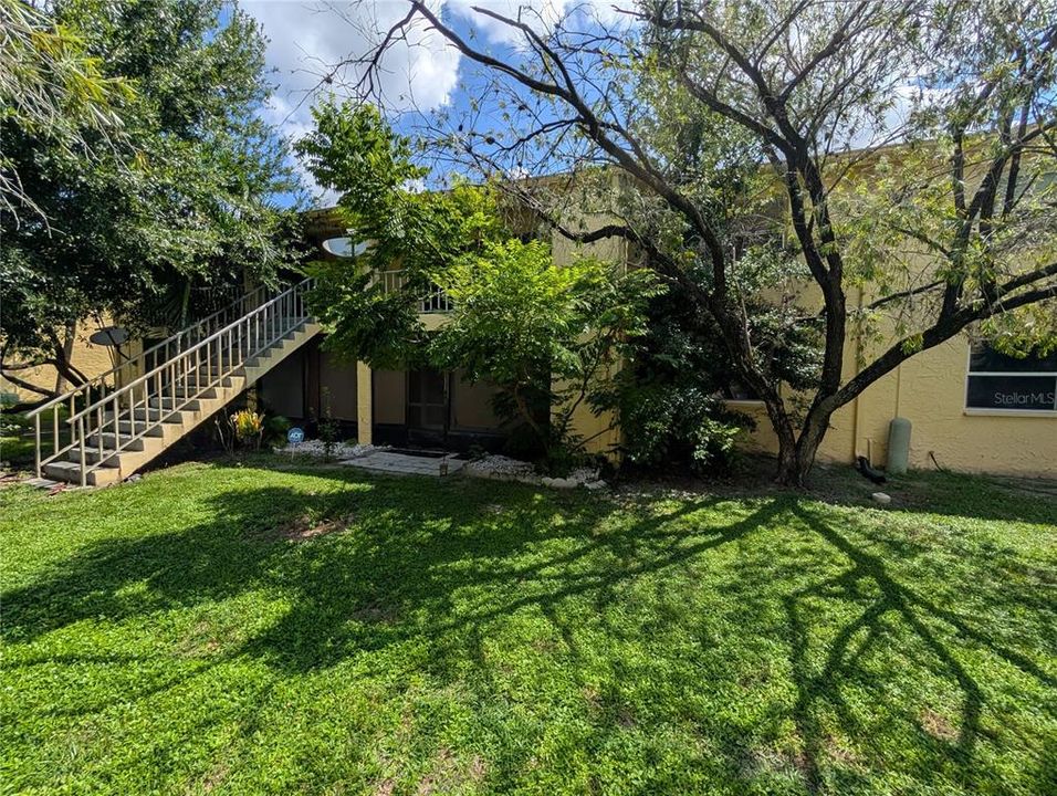 合同活跃: $1,790 (3 贝兹, 2 浴室, 1432 平方英尺)