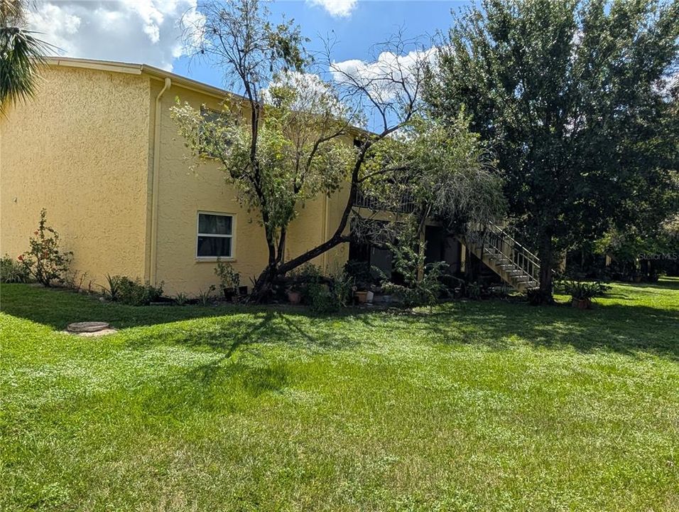 合同活跃: $1,790 (3 贝兹, 2 浴室, 1432 平方英尺)