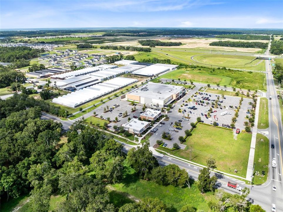 待售: $4,900,000 (4.90 acres)