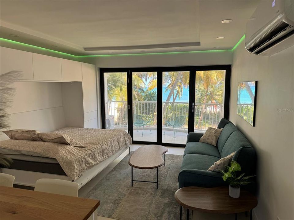 В аренду: $2,350 (0 спален, 1 ванн, 500 Квадратных фут)