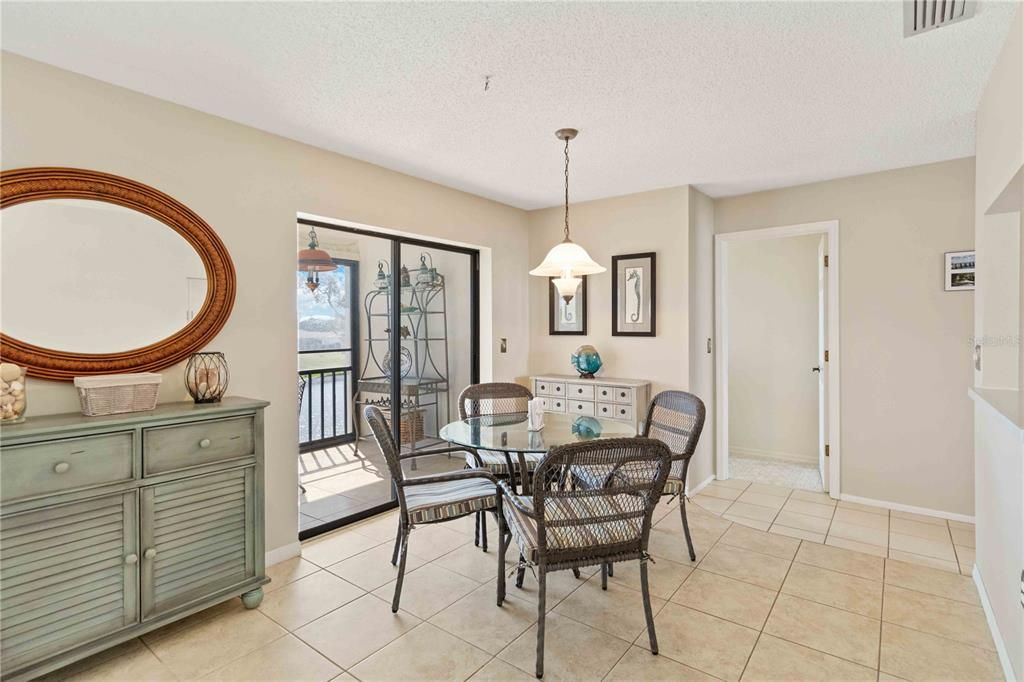 Activo con contrato: $188,000 (2 camas, 2 baños, 1194 Pies cuadrados)