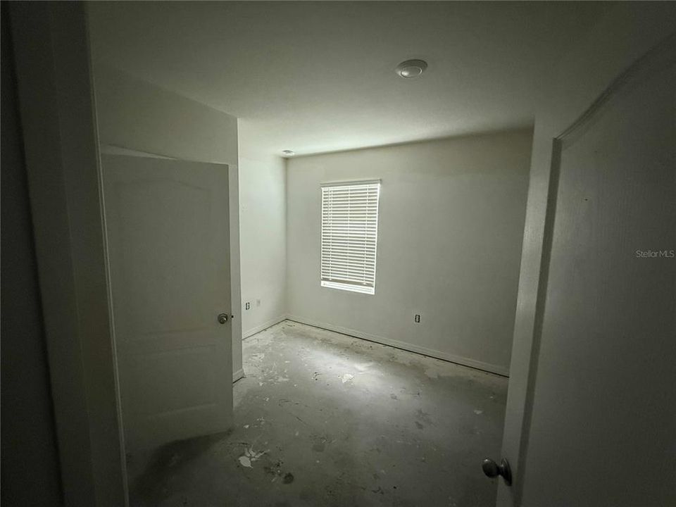 Под контрактом: $299,000 (5 спален, 3 ванн, 2447 Квадратных фут)