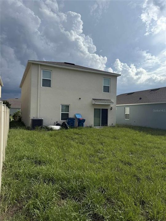 Под контрактом: $299,000 (5 спален, 3 ванн, 2447 Квадратных фут)