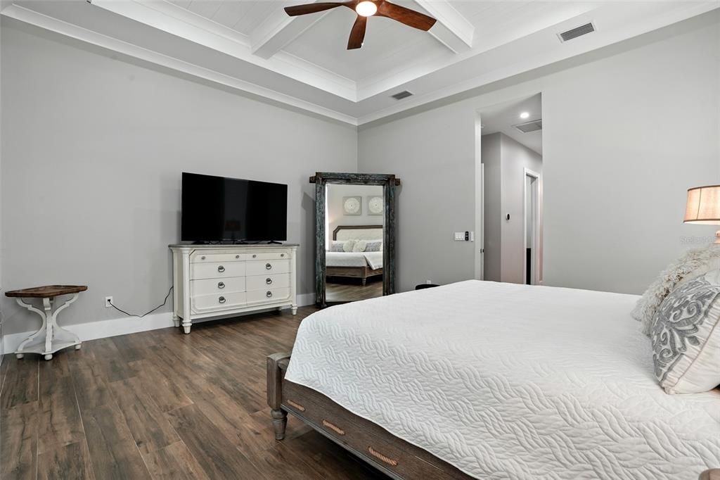 待售: $2,200,000 (4 贝兹, 3 浴室, 3485 平方英尺)