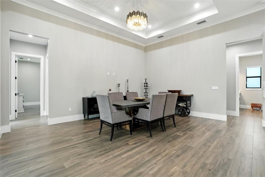 待售: $2,200,000 (4 贝兹, 3 浴室, 3485 平方英尺)